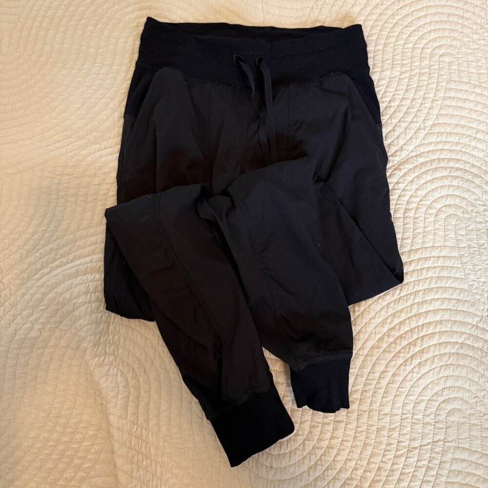 Lululemon Dance Studio Mid-Rise Jogger Full Length